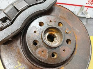 Ступица левая передняя Volvo XC90 C B5254T2 30760561 3 ракурс