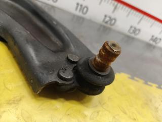 Рычаг правый передний Peugeot 207 WC EP6C 1.6 VTi 5F01 3521N8 3 ракурс