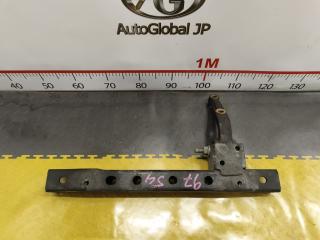 Балка под двс TOYOTA LAND CRUISER UZJ100 2UZFE 5123060010 1 ракурс Балка под двс TOYOTA LAND CRUISER UZJ100 2UZFE 5123060010 1 ракурс