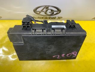 Блок предохранителей Jeep Grand Cherokee WK2 ERB 3.6 68137439AE 3 ракурс