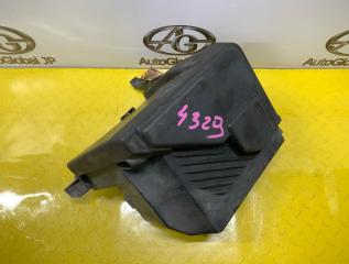 Блок предохранителей RENAULT MEGANE II BM F4R 771 8200311528 2 ракурс