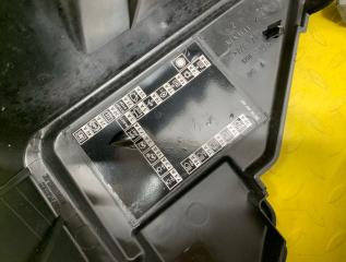 Блок предохранителей RENAULT MEGANE II BM F4R 771 8200311528 4 ракурс