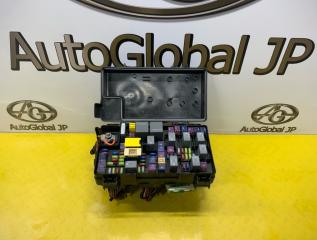 Блок предохранителей Jeep Grand Cherokee WK2 ERB 3.6 68165691AC 5 ракурс