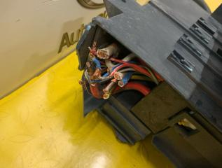 Блок предохранителей NISSAN SAFARI VRGY61 TD42T 24380VB000 5 ракурс