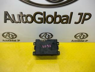 Блок предохранителей MITSUBISHI PAJERO V26 4M40 MR301316 1 ракурс