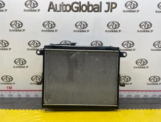 Радиатор основной TOYOTA LAND CRUISER UZJ100W 2UZFE 1640050210 1 ракурс