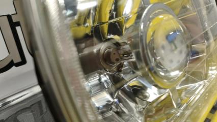 Фара TOYOTA LAND CRUISER PRADO KZJ78W 1KZTE 8111060590 3 ракурс