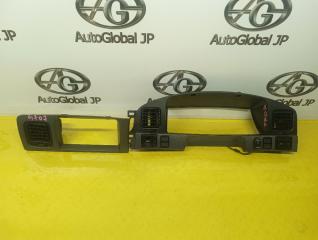 Консоль магнитофона TOYOTA LAND CRUISER PRADO KZJ78W 1KZTE 5540460060B0 1 ракурс