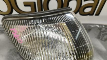 Габарит правый передний MITSUBISHI DELICA PE8W 4M40 MR300380 4 ракурс