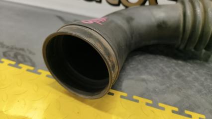 Патрубок воздушн.фильтра NISSAN SAFARI VRGY61 TD42T 1657851N01 2 ракурс