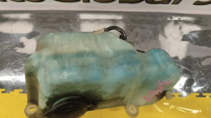 Бачок омывателя фар TOYOTA LAND CRUISER PRADO KZJ78 1KZTE 8535160080 2 ракурс Бачок омывателя фар TOYOTA LAND CRUISER PRADO KZJ78 1KZTE 8535160080 2 ракурс