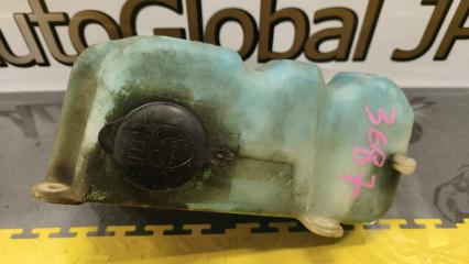 Бачок омывателя фар TOYOTA LAND CRUISER PRADO KZJ78 1KZTE 8535160080 3 ракурс Бачок омывателя фар TOYOTA LAND CRUISER PRADO KZJ78 1KZTE 8535160080 3 ракурс