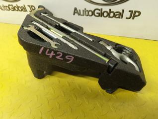 Ящик под инструменты Volkswagen Touareg 7L AXQ 7L0012113A 5 ракурс Ящик под инструменты Volkswagen Touareg 7L AXQ 7L0012113A 5 ракурс