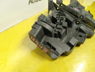 Крепление бампера переднее Volvo XC70 BZ B6324S 3.2 31265520 2 ракурс Крепление бампера переднее Volvo XC70 BZ B6324S 3.2 31265520 2 ракурс