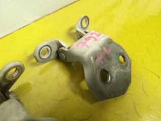 Петля дверная левая передняя ISUZU BIGHORN UBS69 4JG2 8941553142 4 ракурс