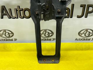 Планка телевизора передняя Jeep LIBERTY KJ EKG 55176763AE 5 ракурс Планка телевизора передняя Jeep LIBERTY KJ EKG 55176763AE 5 ракурс