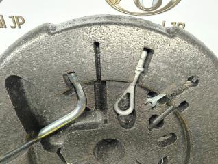 Ящик под инструменты AUDI TT 8N AUQ 8N0012109J 4 ракурс