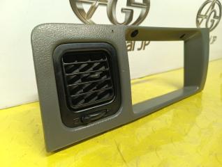 Консоль магнитофона TOYOTA LAND CRUISER PRADO KZJ78 1KZTE 5541360010B0 2 ракурс