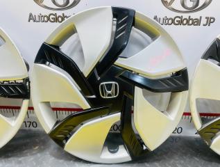 Колпаки на колеса HONDA FIT GP6 LEB 44733T5CN01 4 ракурс
