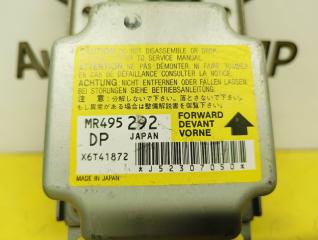 Блок управления airbag MITSUBISHI DELICA PE8W 4M40 MR495292 2 ракурс