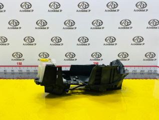 Бачок стеклоомывателя Jeep WRANGLER JK EGT - 3.8L 68018845AC 1 ракурс Бачок стеклоомывателя Jeep WRANGLER JK EGT - 3.8L 68018845AC 1 ракурс