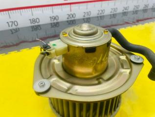 Мотор печки NISSAN SAFARI VRGY60 TD42 2722001J05 2 ракурс