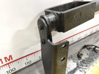 Фаркоп TOYOTA LAND CRUISER UZJ100W 2UZFE - 3 ракурс