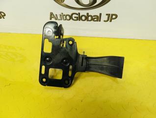 Замок капота AUDI Q5 8R CDNC 8R0823480A 4 ракурс