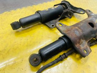 Амортизатор передний MITSUBISHI DELICA PE8W 4M40 MR112095 2 ракурс