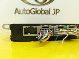 Блок управления TOYOTA HARRIER AVU65 2ARFXE 8968148170 3 ракурс