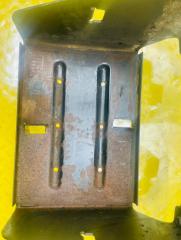 Крепление аккумулятора NISSAN ATLAS AKR66 4HF1 5536130095 4 ракурс