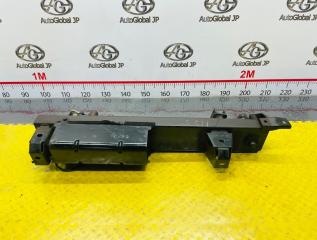 Подножка левая MITSUBISHI DELICA PE8W 4M40 - 1 ракурс