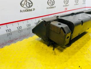 Подножка левая MITSUBISHI DELICA PE8W 4M40 - 2 ракурс