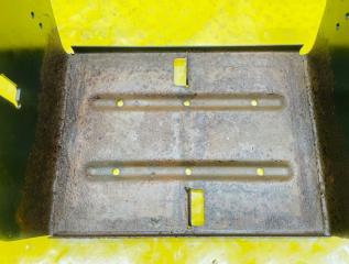 Крепление аккумулятора NISSAN ATLAS AKR66 4HF1 5536130095 3 ракурс