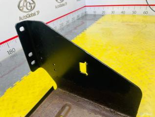 Крепление аккумулятора NISSAN ATLAS AKR66 4HF1 5536130095 5 ракурс