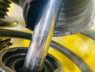 Стойка передняя Volvo XC70 BZ B6324S 3.2 31429128 5 ракурс Стойка передняя Volvo XC70 BZ B6324S 3.2 31429128 5 ракурс