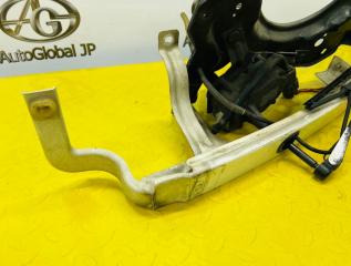 Крепление фары левое ISUZU BIGHORN UBS26 6VE1 8971822281 2 ракурс