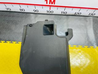 Защита замка капота LEXUS RX270 AGL10 1ARFE 5379548082 2 ракурс Защита замка капота LEXUS RX270 AGL10 1ARFE 5379548082 2 ракурс