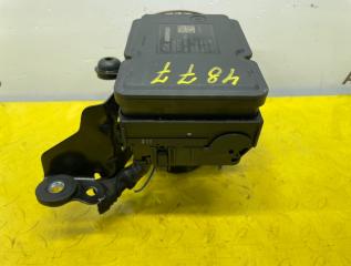 Блок abs Volvo XC70 BZ B6324S 3.2 31329140 3 ракурс Блок abs Volvo XC70 BZ B6324S 3.2 31329140 3 ракурс