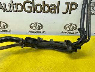 Горловина топливного бака TOYOTA KLUGER V MHU28 3MZFE 7721048180 3 ракурс Горловина топливного бака TOYOTA KLUGER V MHU28 3MZFE 7721048180 3 ракурс