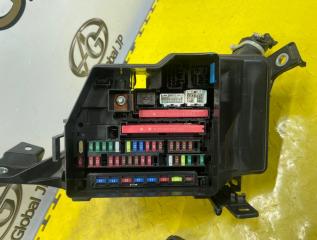 Блок предохранителей под капот LEXUS RX270 AGL10 1ARFE 8262048120 5 ракурс Блок предохранителей под капот LEXUS RX270 AGL10 1ARFE 8262048120 5 ракурс