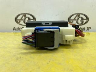 Блок комфорта Volvo XC70 BZ B6324S 3.2 30765624 5 ракурс Блок комфорта Volvo XC70 BZ B6324S 3.2 30765624 5 ракурс