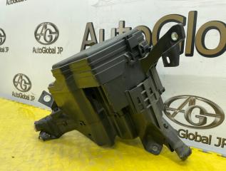 Блок предохранителей LEXUS RX270 AGL10 1ARFE 8267248320 2 ракурс Блок предохранителей LEXUS RX270 AGL10 1ARFE 8267248320 2 ракурс