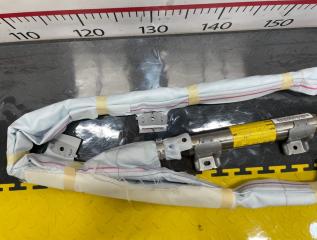 Airbag крыши правый LEXUS RX270 AGL10 1ARFE 6217048050 2 ракурс