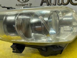 Фара правая передняя TOYOTA COROLLA ZRE151 1ZR 8111002B30 3 ракурс