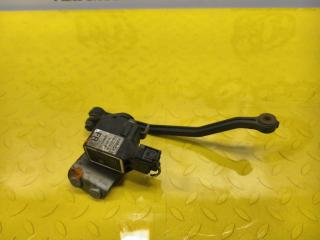 Датчик корректора фар правый передний Volvo XC70 BZ B6324S 3.2 31288272 3 ракурс Датчик корректора фар правый передний Volvo XC70 BZ B6324S 3.2 31288272 3 ракурс