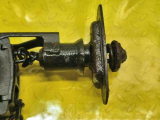 Крепление запасного колеса MAZDA PROCEED MARVIE UVL6R WLT U00938610 3 ракурс