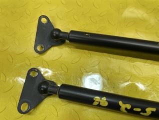 Амортизатор багажника TOYOTA LAND CRUISER URJ202 1URFE 6895069145 3 ракурс