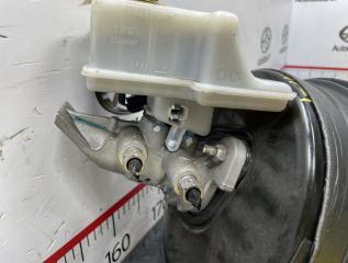 Главный тормозной цилиндр Jeep Grand Cherokee WK2 ERB 4560183AA 4 ракурс