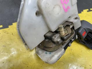 Замок двери правый задний TOYOTA HARRIER MCU15 1MZFE 6905048010 3 ракурс